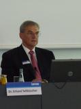 Wirtschaft + Unternehmen: Lenze stellt sich auf magere Jahre ein